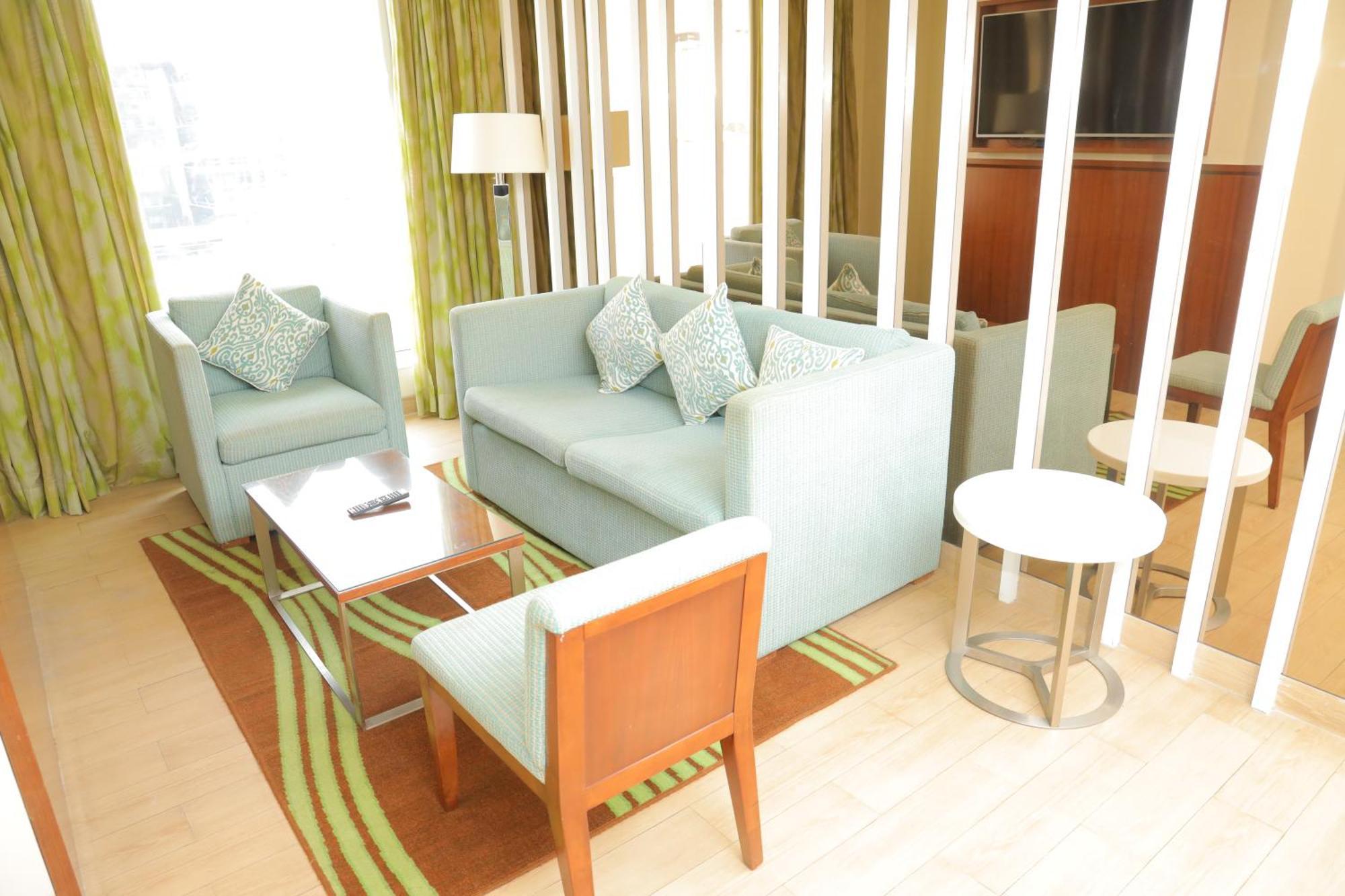 Fairfield By Marriott Индаур Экстерьер фото