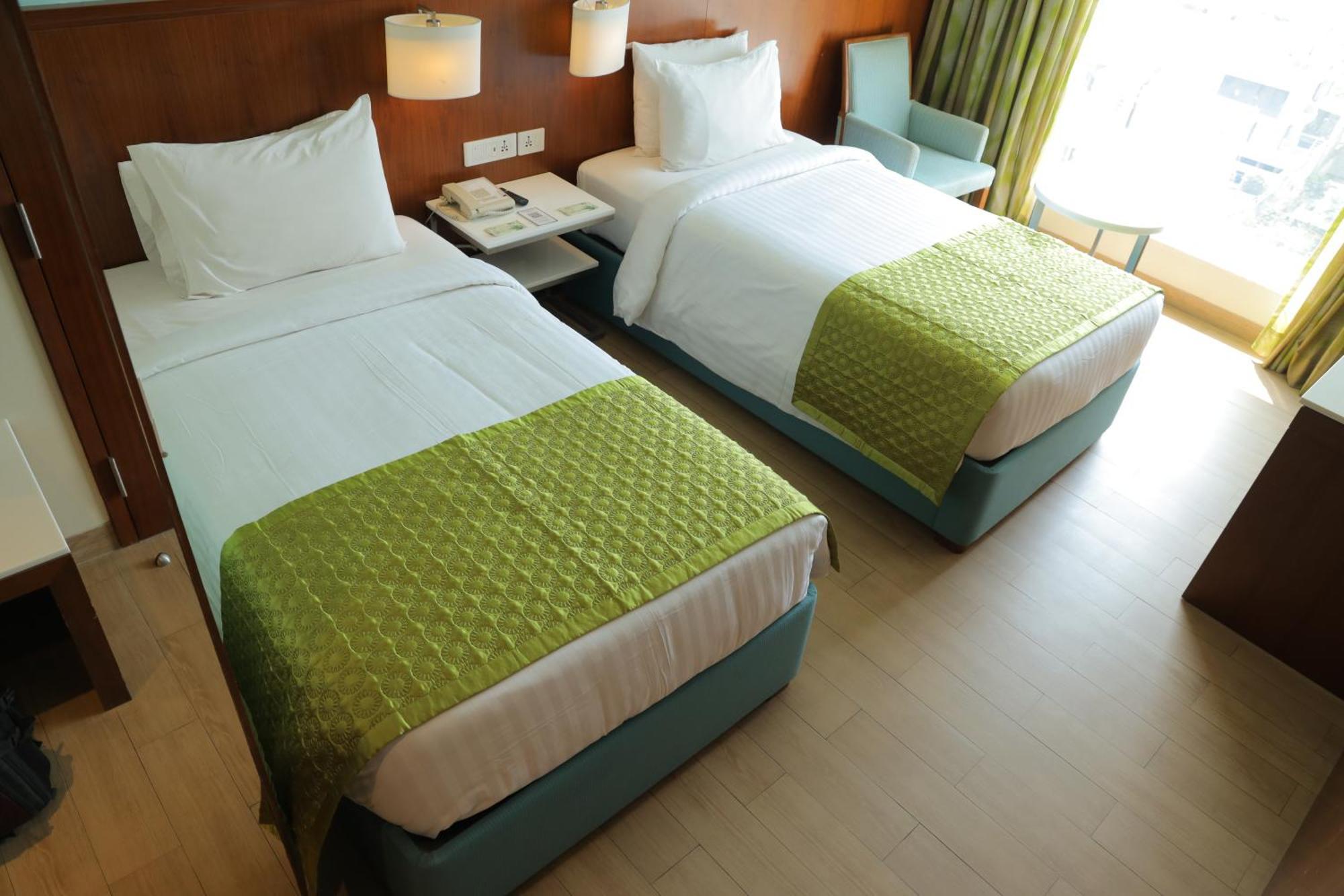Fairfield By Marriott Индаур Экстерьер фото