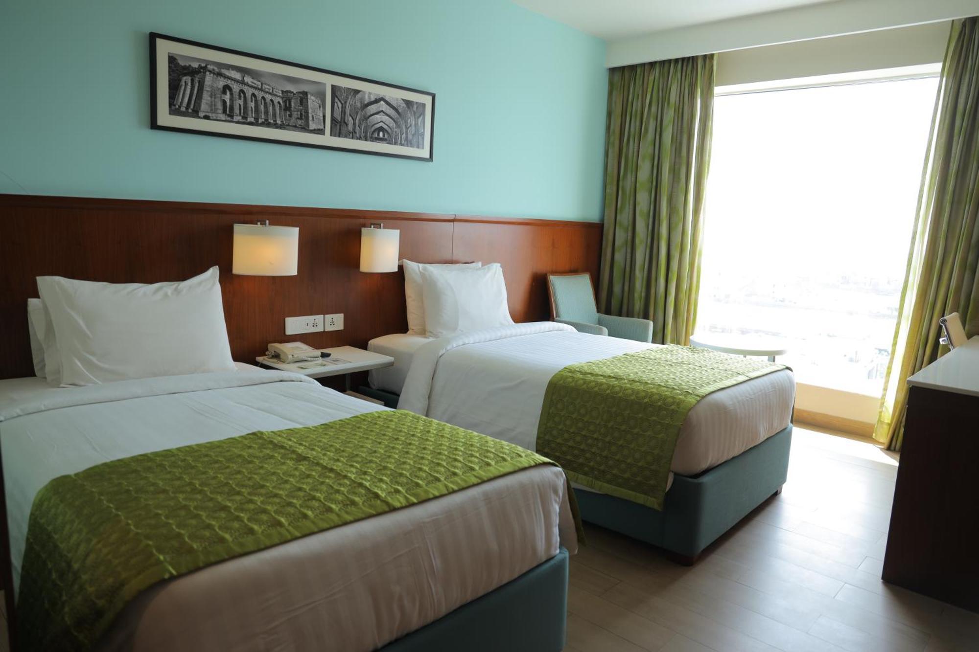 Fairfield By Marriott Индаур Экстерьер фото
